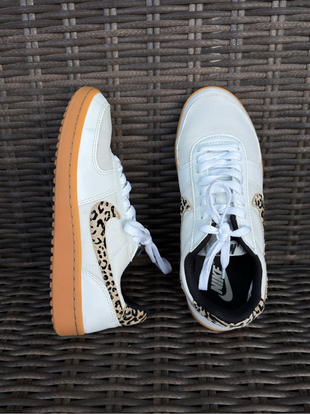 Nike Field General SE White Gum Leopard Swoosh Women’s Shoes Size 7